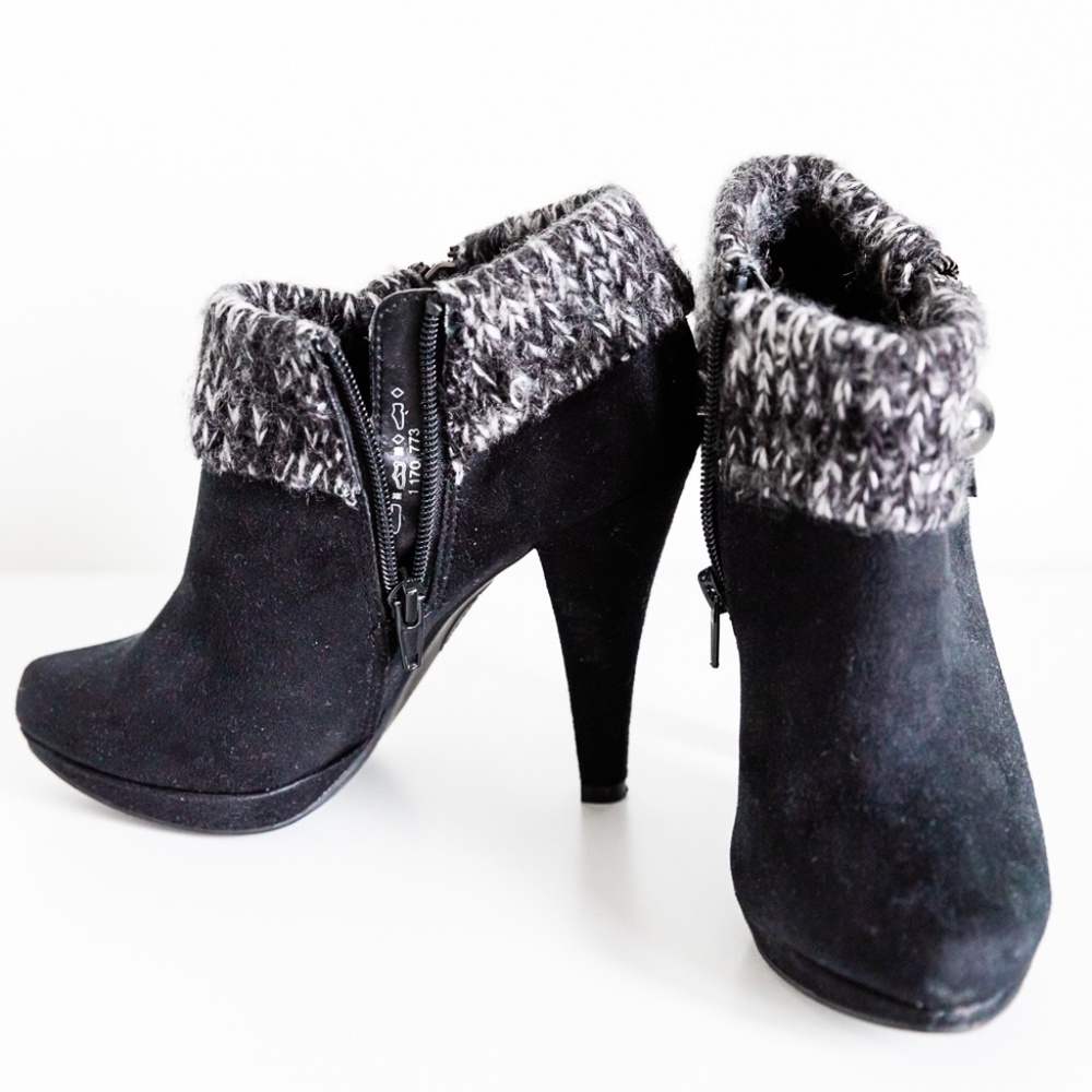 Women's Black Knit-Cuff Ankle Booties